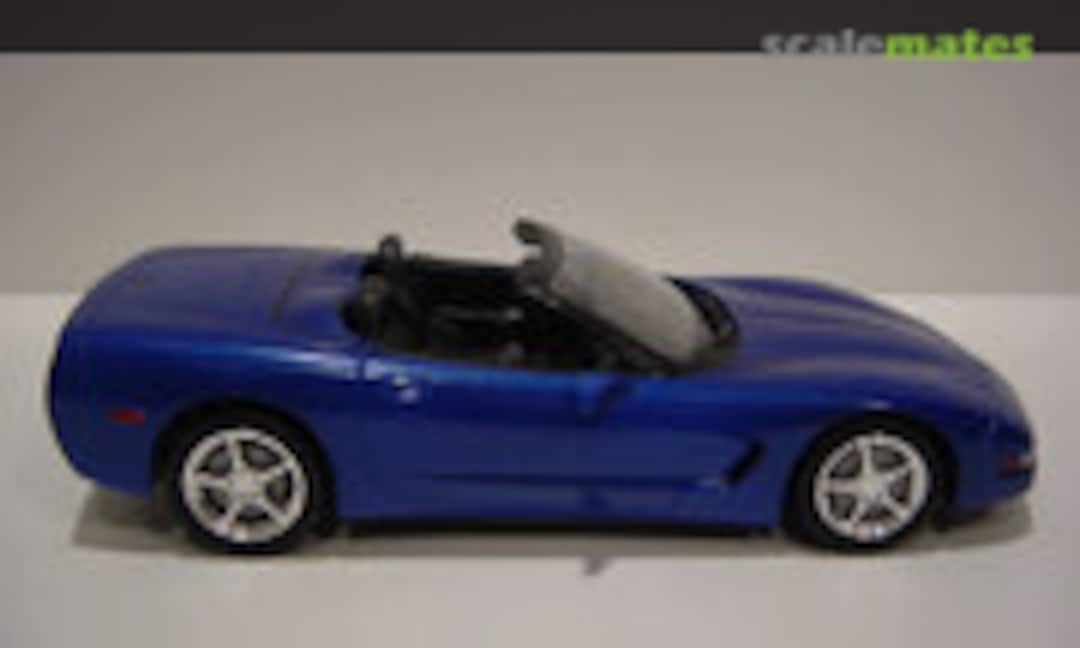 1:25 2002 Corvette Convertible (Revell 85-0937)