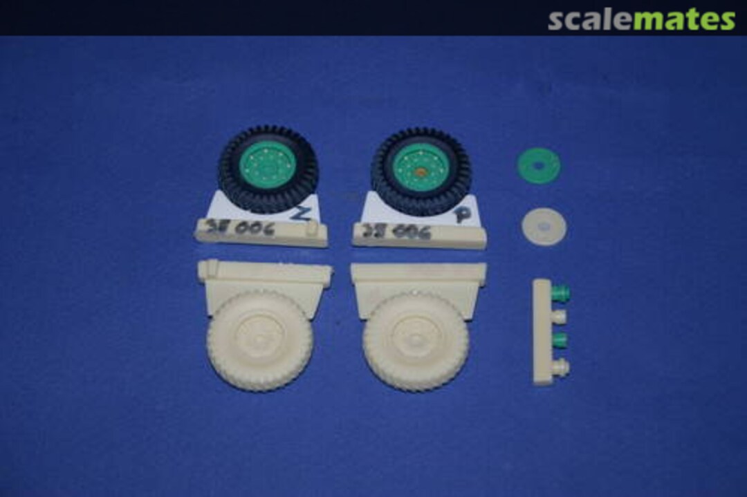 Boxart Quad Ford 4x4 wheels10,5x20 Cros. Dunlop B35006 CMK Boxart Quad Ford 4x4 wheels10,5x20 Cros. Dunlop B35006 CMK