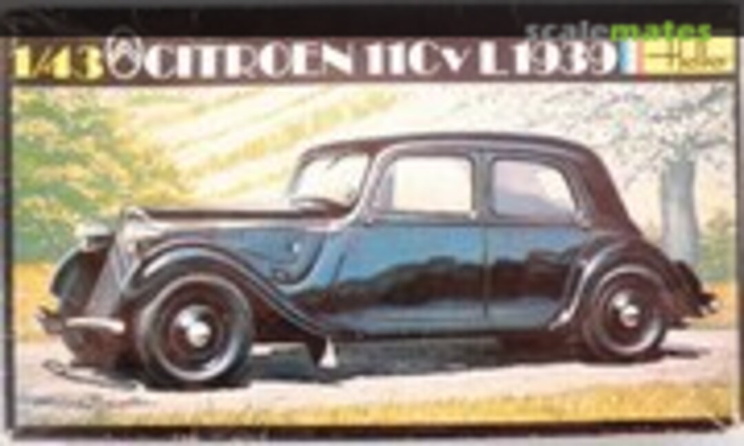 1:43 Citroën 11Cv L1939 (Heller 159)