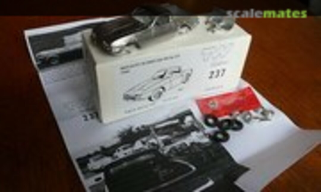 1:43 Reliant Scimitar SE5 Pickup (TW Collection 237) 237