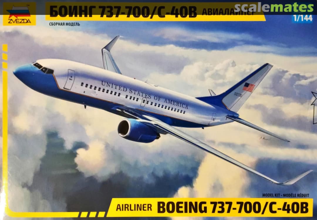 Boxart Boeing 737-700 / C-40B 7027 Zvezda Boxart Boeing 737-700 / C-40B 7027 Zvezda