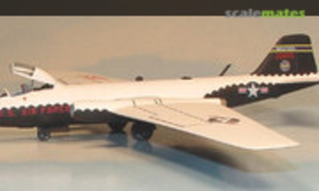 1:144 RB-57D conversion (OzMods OZCONV14402) OZCONV14402