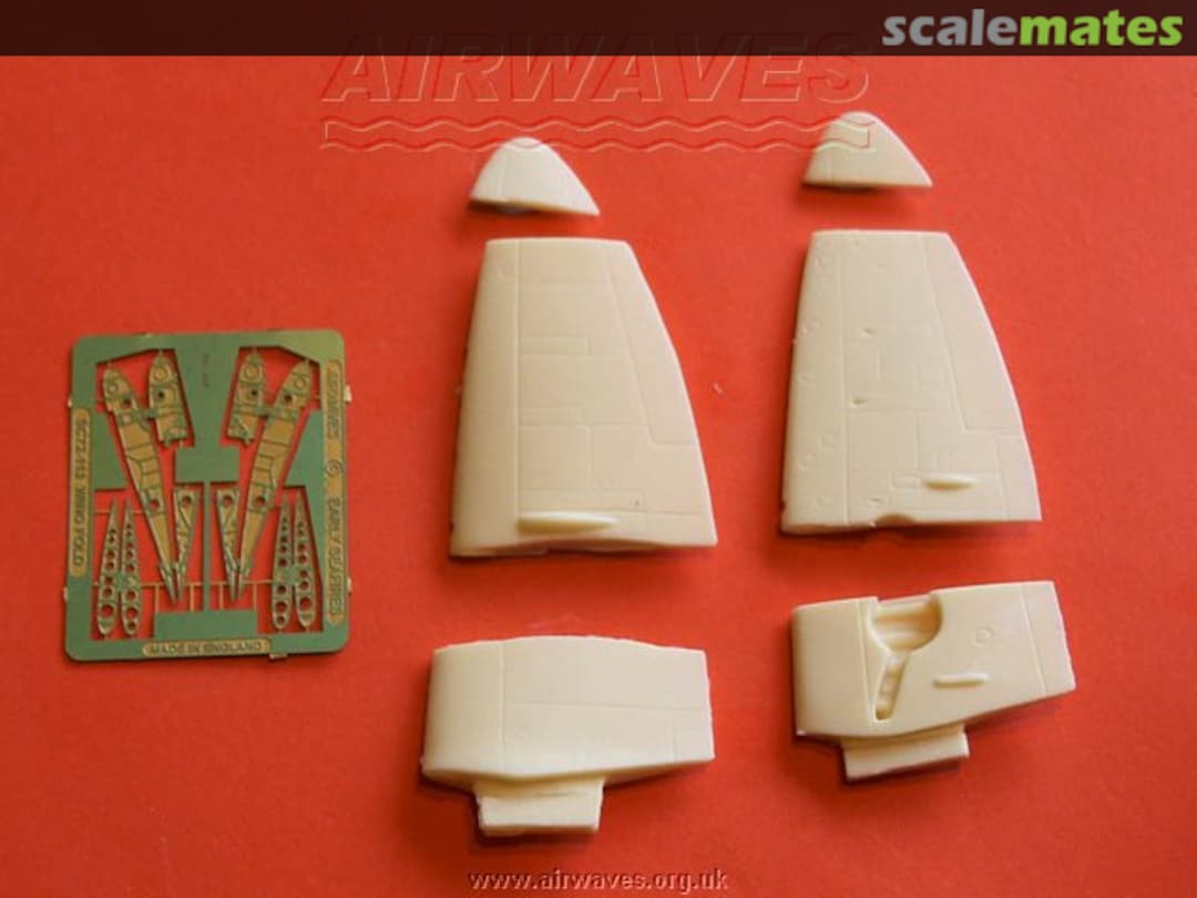 Boxart Supermarine Seafire Mk.III Wingfold Set SC72113 Airwaves Boxart Supermarine Seafire Mk.III Wingfold Set SC72113 Airwaves