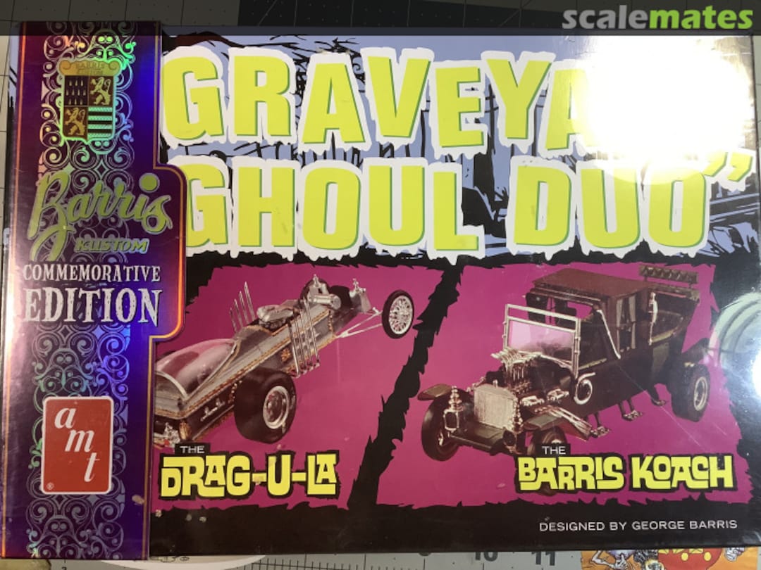 Boxart George Barris Graveyard Ghoul Duo Drag-U-La & Barris Koach (Commemorative Edition) 1017 AMT Boxart George Barris Graveyard Ghoul Duo Drag-U-La & Barris Koach (Commemorative Edition) 1017 AMT