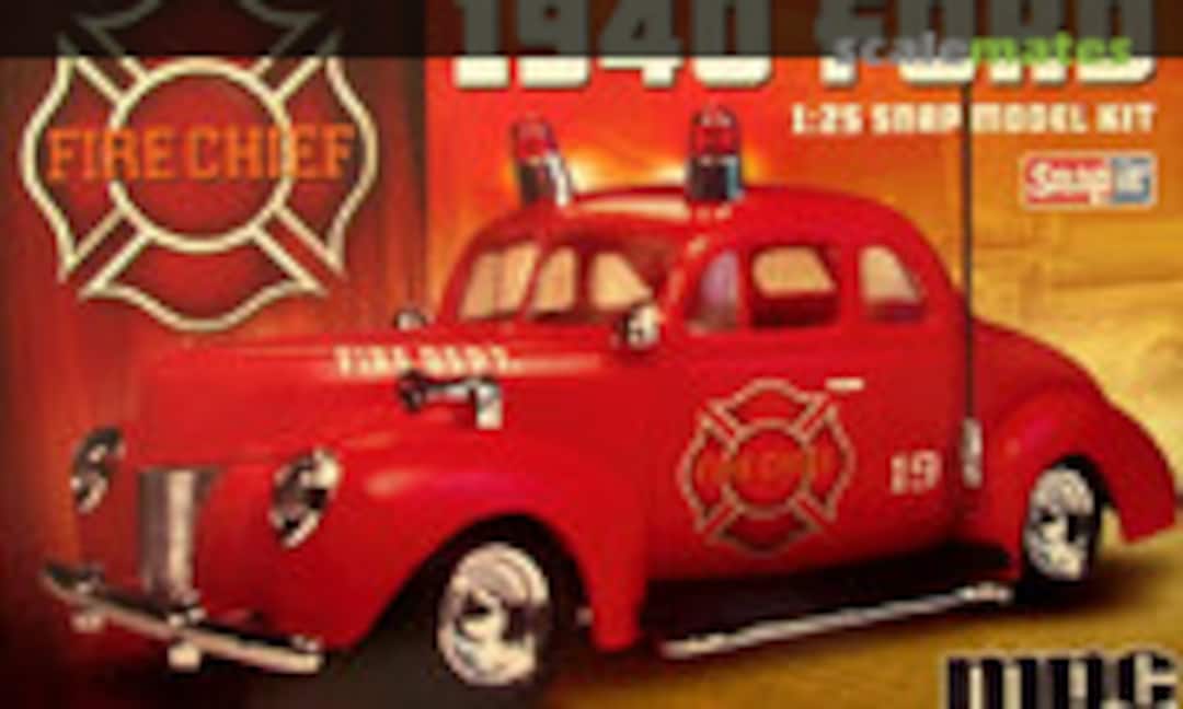 1:25 1940 Ford (MPC 815)