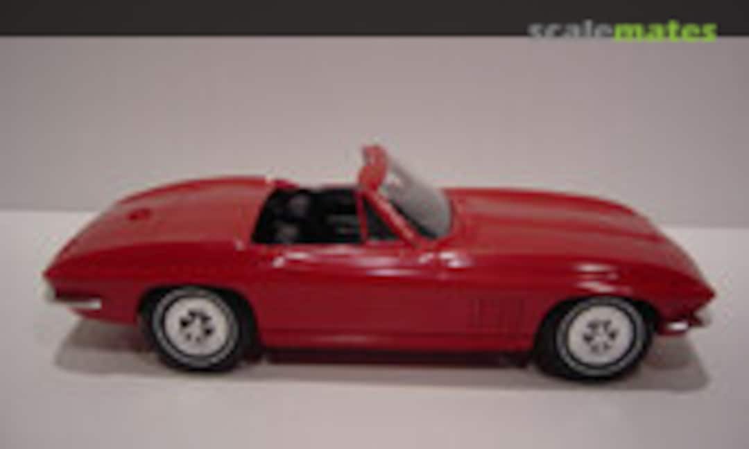 1:25 1965 Chevrolet Corvette Convertible (AMT )