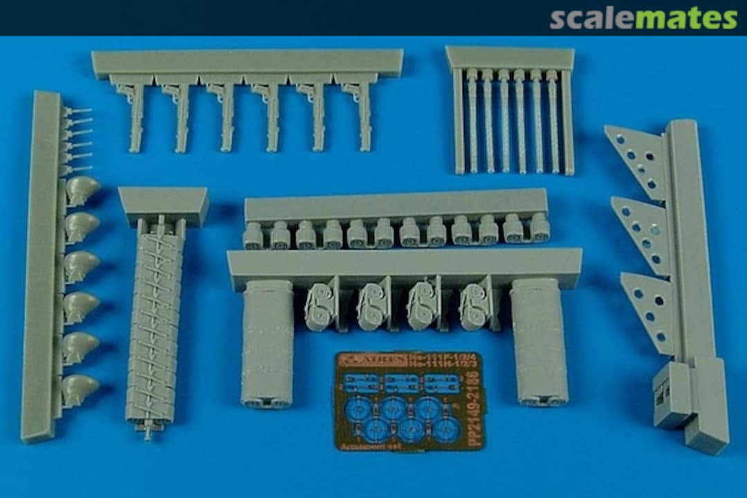 Boxart He 111 P-4 and He 111 H-3 Early Armament Set 2149 Aires
