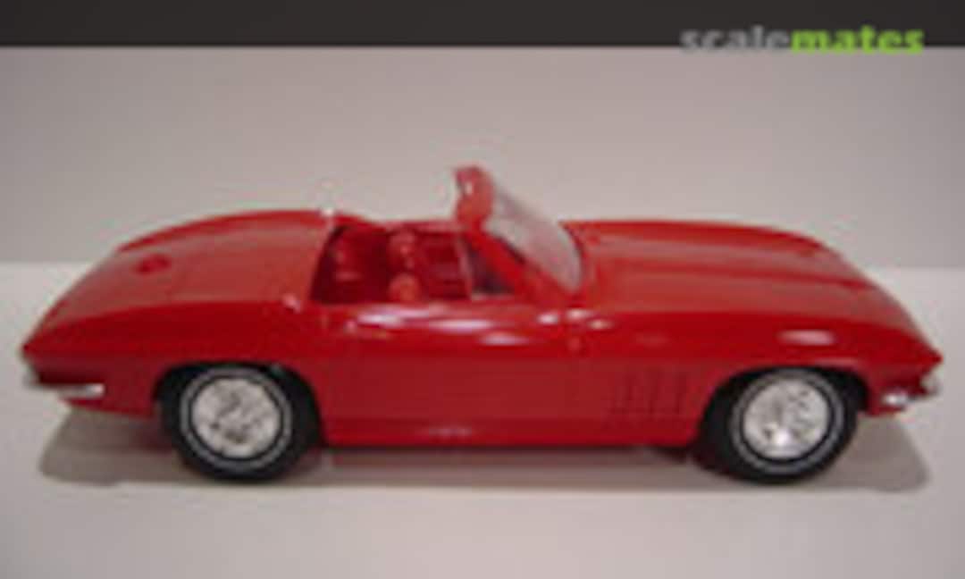 1:25 1966 Chevrolet Corvette Convertible (AMT 1736)