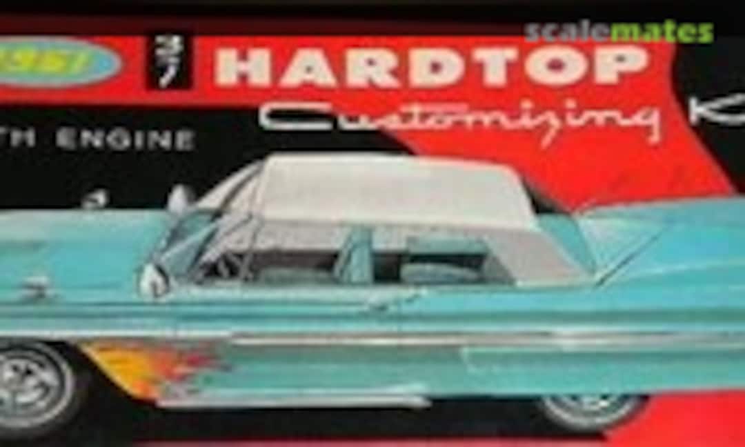 1:25 1961 Ford Galaxie Starliner 2 Door Hardtop (SMP K-121)