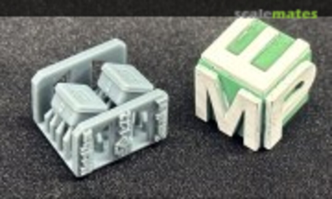 1:72 Metal Containers - Small Type 1 (EMP3d 72090144) 72090144