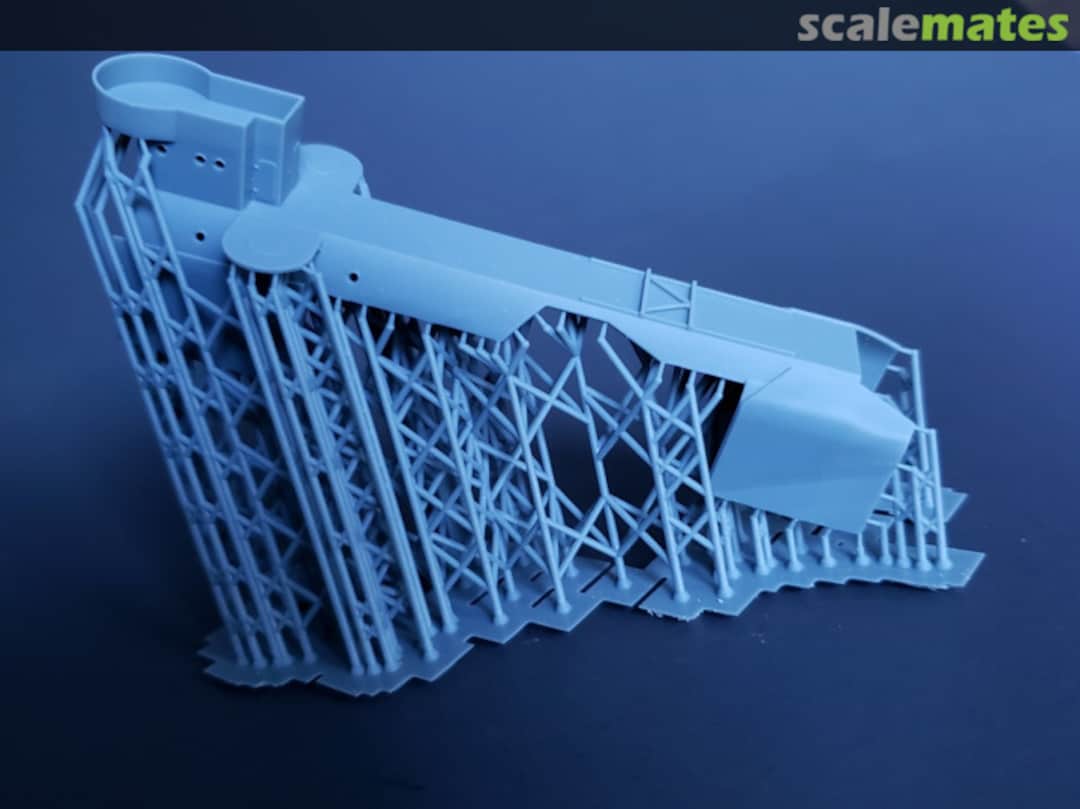 Boxart Gneisenau Hangar, 1942, open doors 200-Gneisenau hgr 1942 od Model Monkey