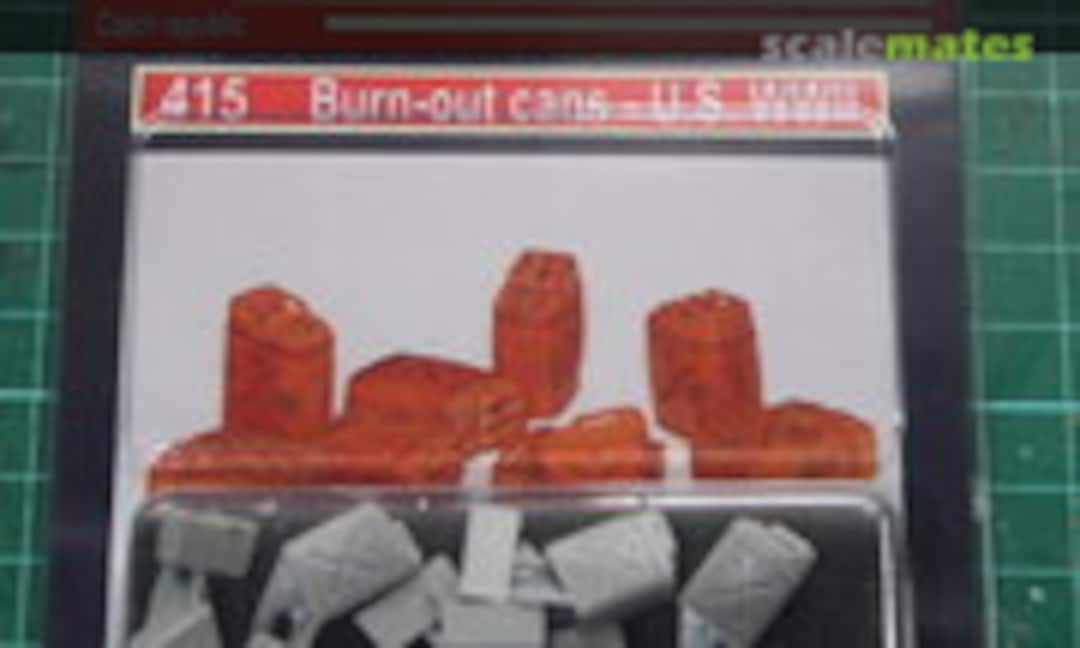 1:35 Burnt Out Jerry Cans US WW2 (PlusModel 415) 415