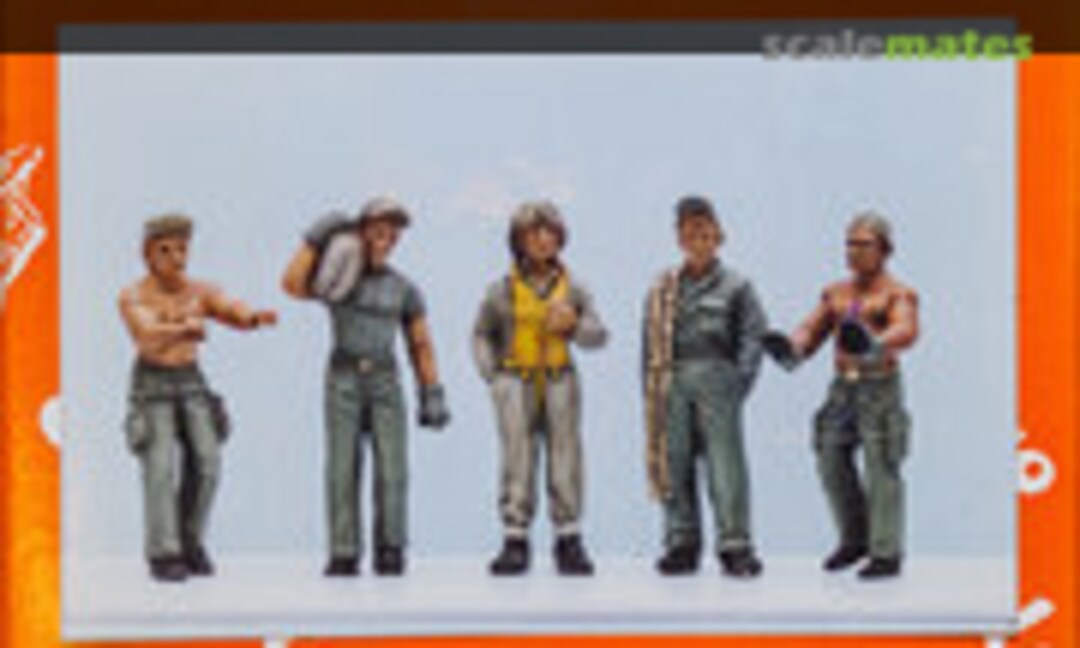 1:48 Fighter Pilot + Support Group (Belgo Models W.W.II 001) W.W.II 001