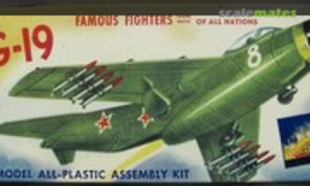 1:48 Russian MiG-19 (Aurora 66A-79) 66A-79