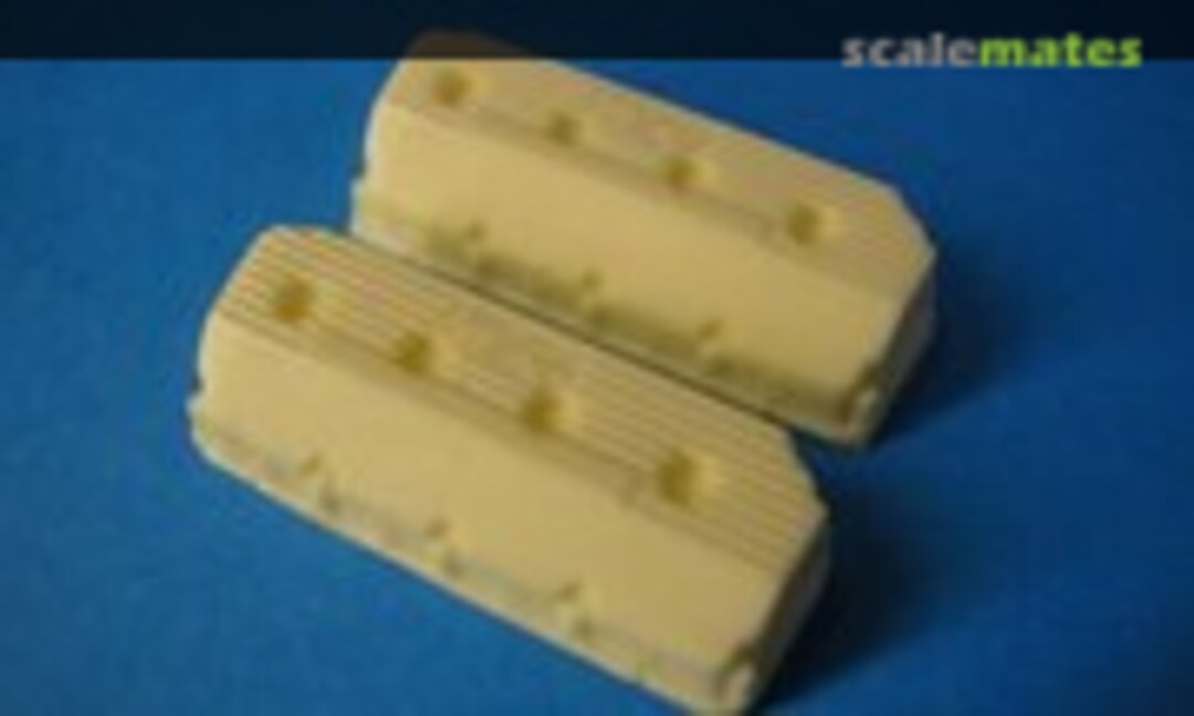 1:24 Valve Cover (2 Pcs.) for Hemi 426, Finned (The Parts Box 2102) 2102