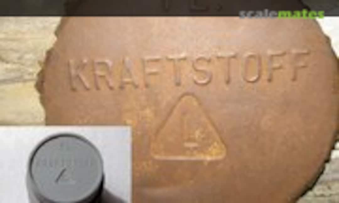 1:72 German fuel drums Luftwaffe Kraftstoff (FPW Model 72214) 72214