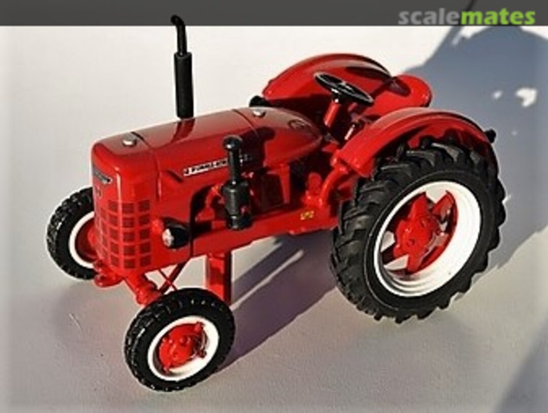 Boxart Farmall DF 25 IHC Neuss TRAC 16 Autodrome Boxart Farmall DF 25 IHC Neuss TRAC 16 Autodrome