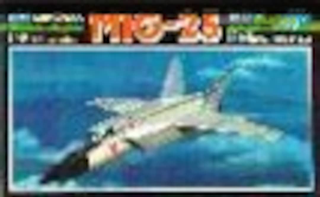 1:144 MiG-25 (Crown P819)