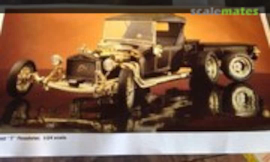1:24 FORD STREET T ROADSTER (Monogram 2781)