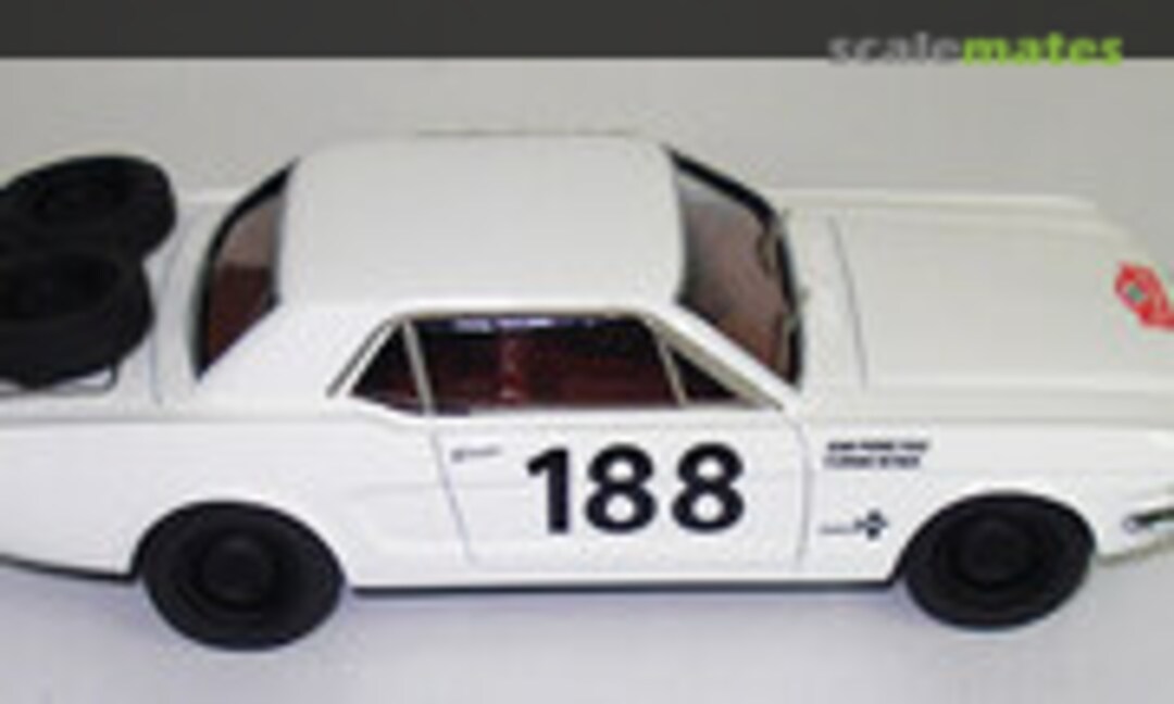 1:43 Ford Mustang (Arena Modelli ARE642)