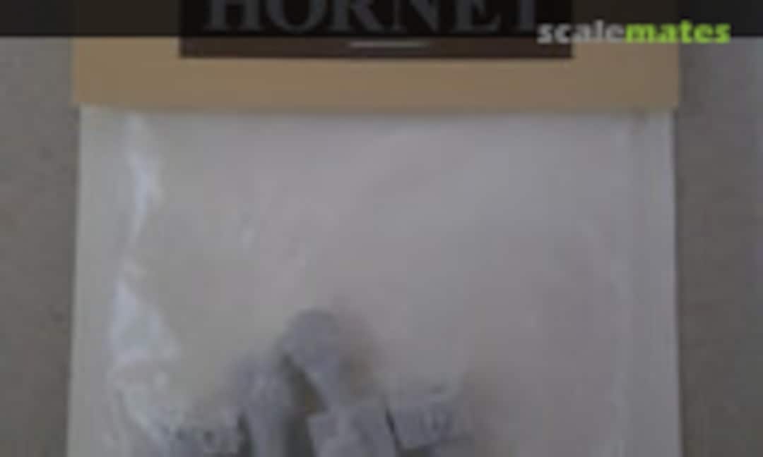 1:35 5 heads wearing berets pulled left (eg. modern French, Spanish) (Hornet & Wolf HQH 03) HQH 03