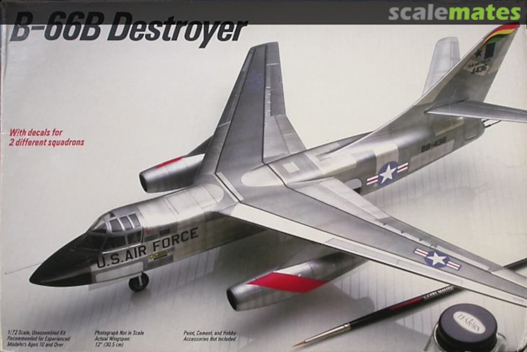 Boxart B-66B Destroyer 677 Testors Boxart B-66B Destroyer 677 Testors