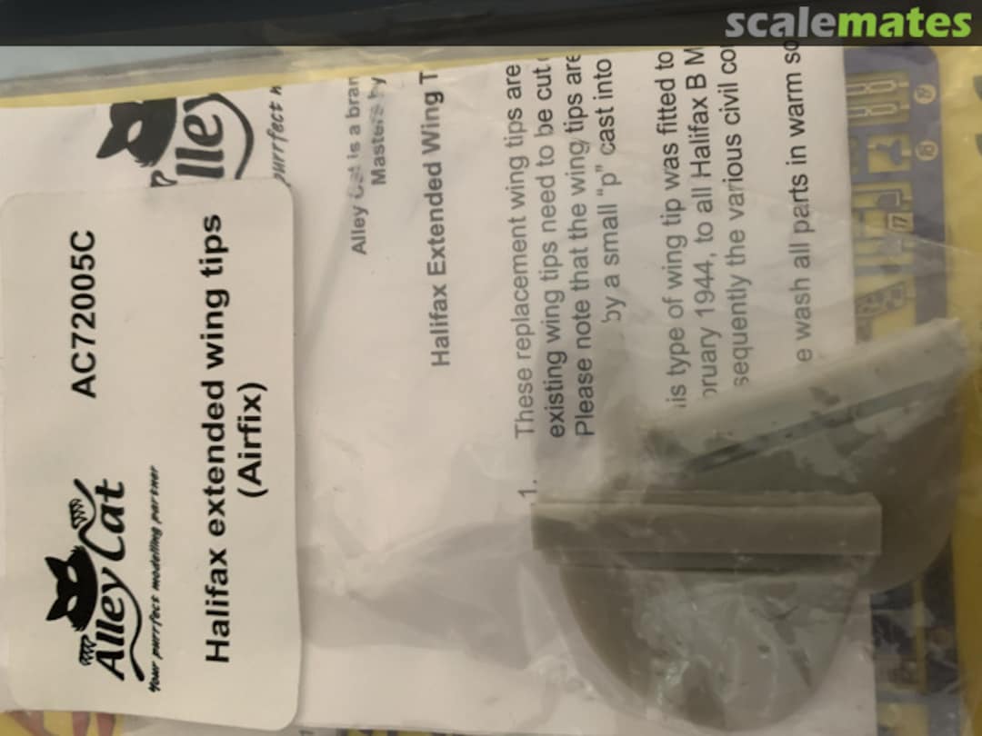 Boxart Halifax Extended Wing Tips AC72005C Alley Cat Boxart Halifax Extended Wing Tips AC72005C Alley Cat