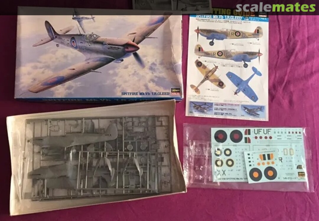 Contents Spitfire Mk.VB `I.R.Gleed´ 09106 Hasegawa Contents Spitfire Mk.VB `I.R.Gleed´ 09106 Hasegawa