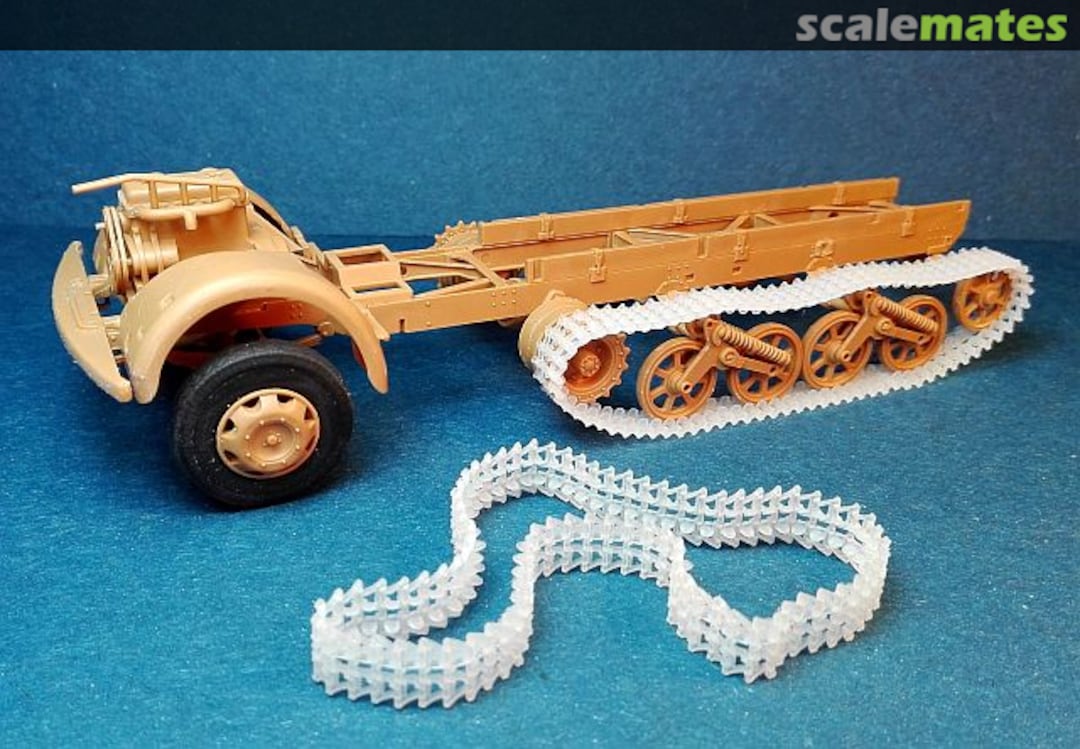 Boxart 3D printed fully workable tracks for 3 ton KHD Maultier TR35008 Minor Boxart 3D printed fully workable tracks for 3 ton KHD Maultier TR35008 Minor