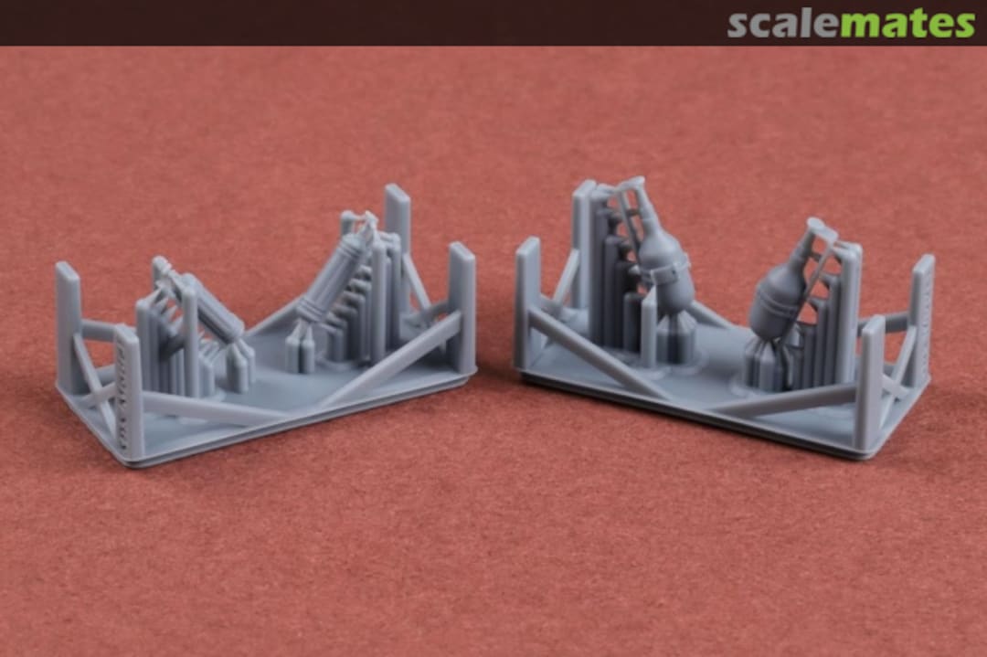 Contents British WW II fire extinguishers Essex / Pyrene 3D015 SBS Model Contents British WW II fire extinguishers Essex / Pyrene 3D015 SBS Model