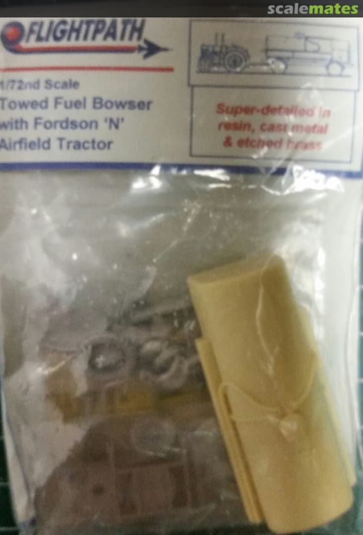 Boxart Towed Fuel Bowser with Fordson 'N' Airfield tractor FP-72-005 Flightpath Boxart Towed Fuel Bowser with Fordson 'N' Airfield tractor FP-72-005 Flightpath