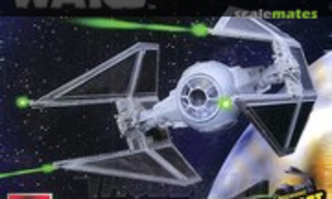 1:51 TIE Interceptor (AMT/ERTL 38312)