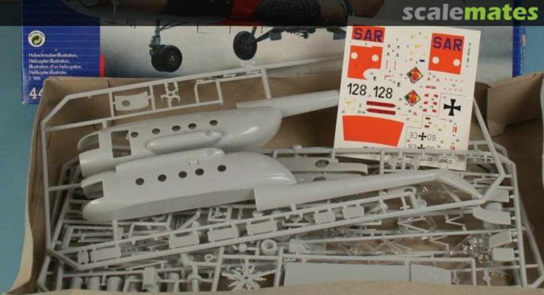 Contents Mil Mi-8 Hip SAR 4423 Revell Contents Mil Mi-8 Hip SAR 4423 Revell