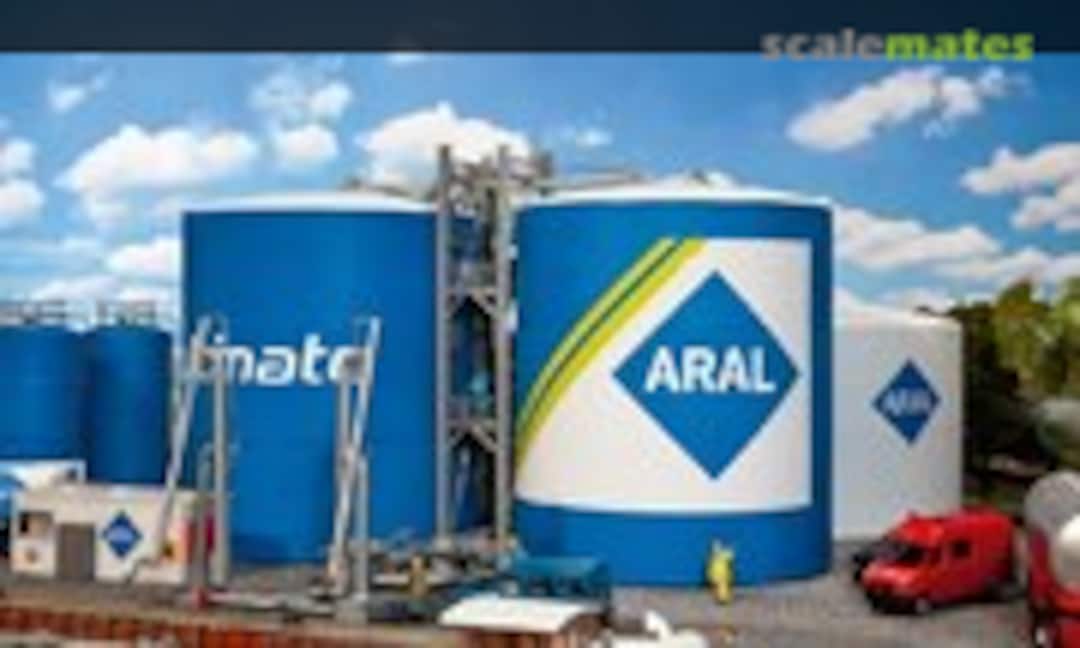 ARAL tank farm (Faller 130485)