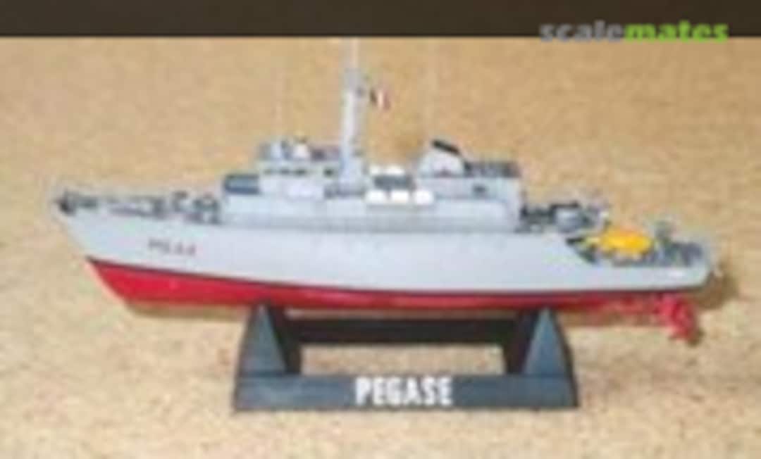 1:400 Tripartite-class Minesweeper (L'Arsenal 40007) 40007