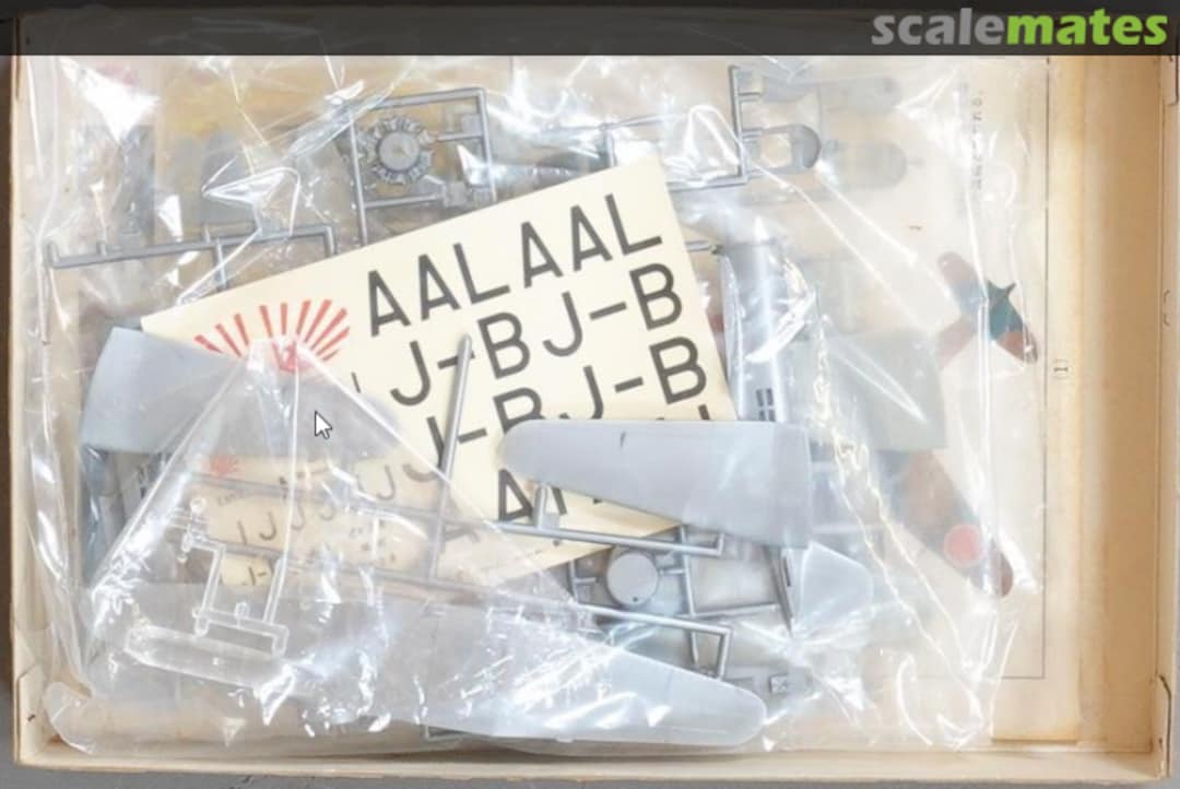 Contents Type 97 Reconnessance - Kamikaze Mitsubishi Ki-15-I Babs 04-800 Mania Hobby Contents Type 97 Reconnessance - Kamikaze Mitsubishi Ki-15-I Babs 04-800 Mania Hobby