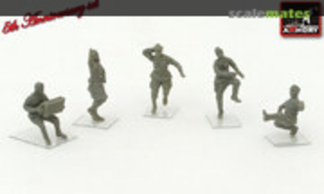 1:72 5 soviet dancing soldier (Armory F7221)