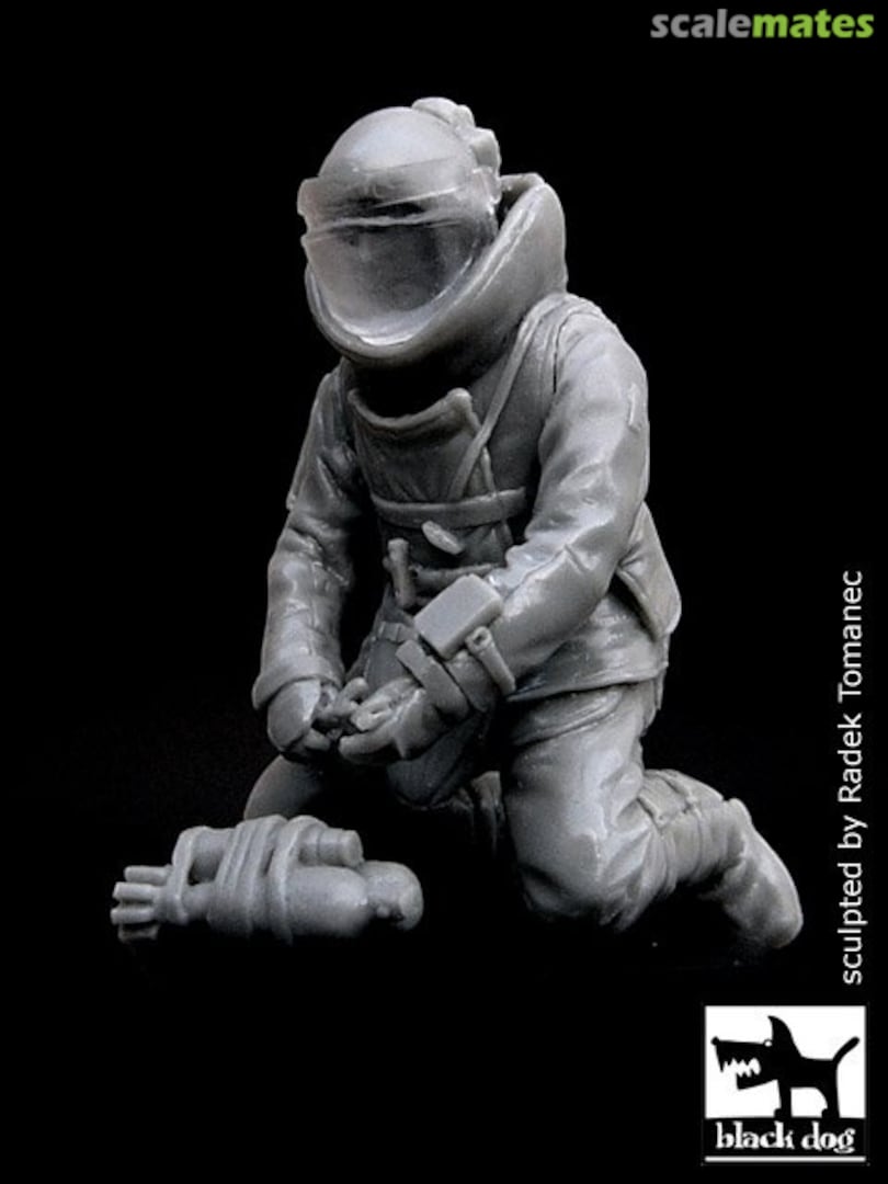 Boxart EOD Operation in Iraq (defusing bomb) F35010 Black Dog