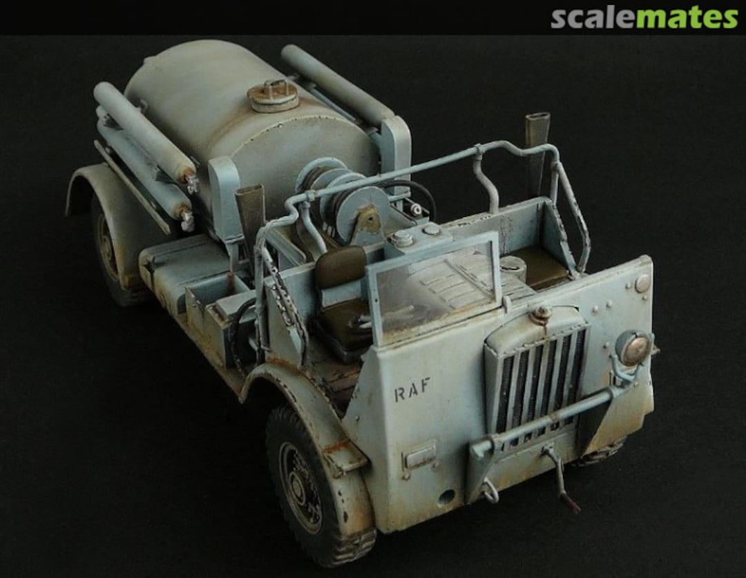 Boxart Crossley 4x4 RAF Fire Crash Tender FKM 35002 FanKit Models Boxart Crossley 4x4 RAF Fire Crash Tender FKM 35002 FanKit Models