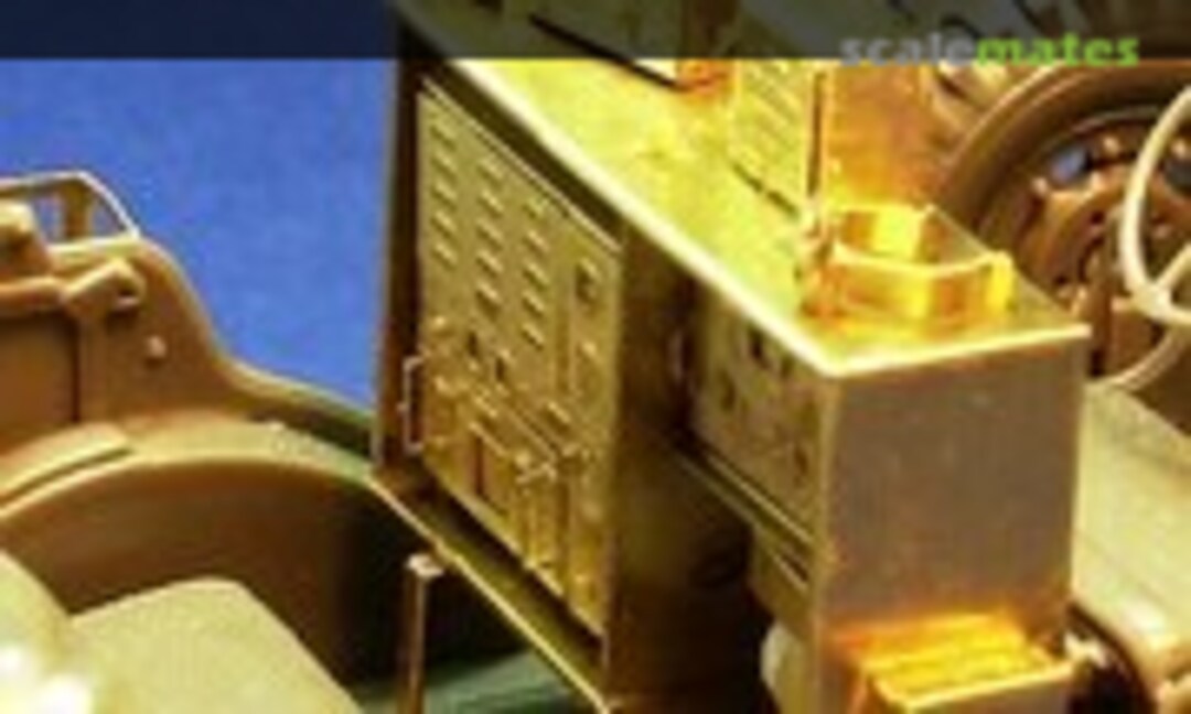 1:35 WC-58 command car SCR-193 radio and cabinet (Minor VMT35004) VMT35004