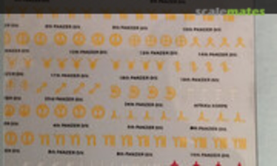 1:35 German Armor Unit Insignia (SuperScale International 13-18) 13-18