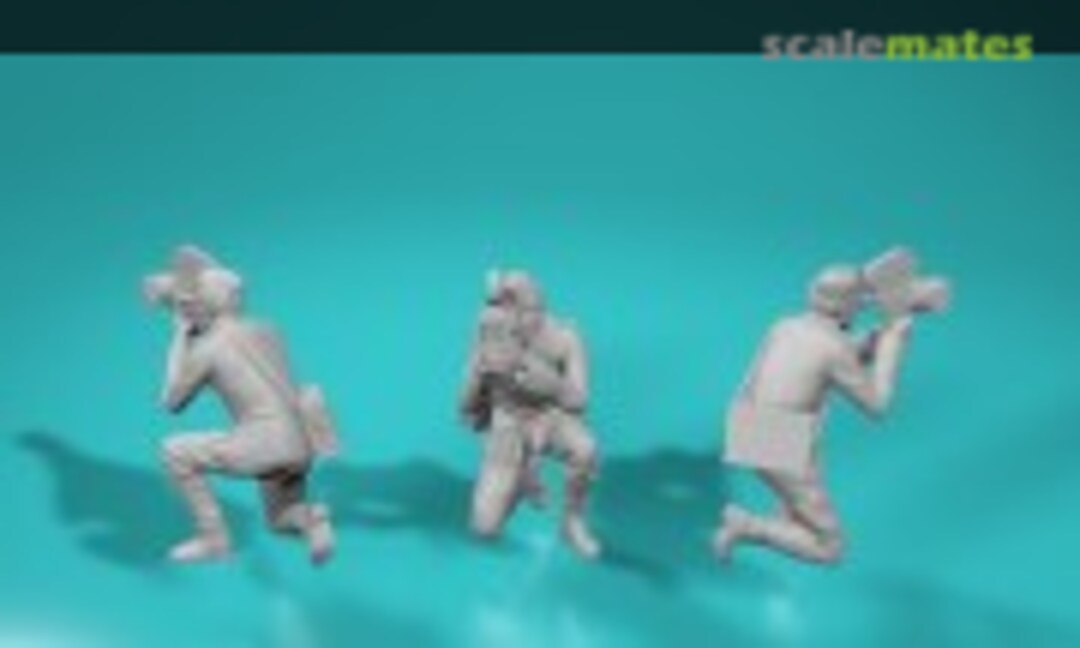 1:35 German WWII cameraman/filmmaker (EMP3d 99200223-35) 99200223-35