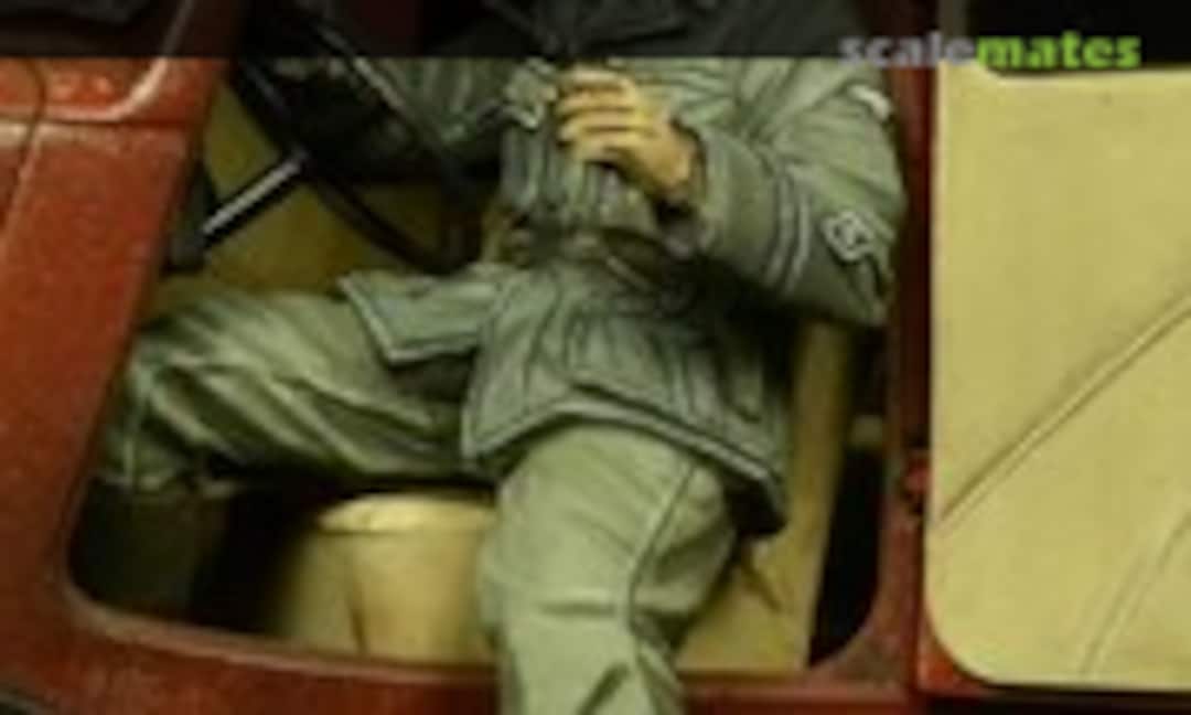 1:35 German SD Driver WWII - for Citroën 11CV (D-Day Miniature Studio 35053) 35053