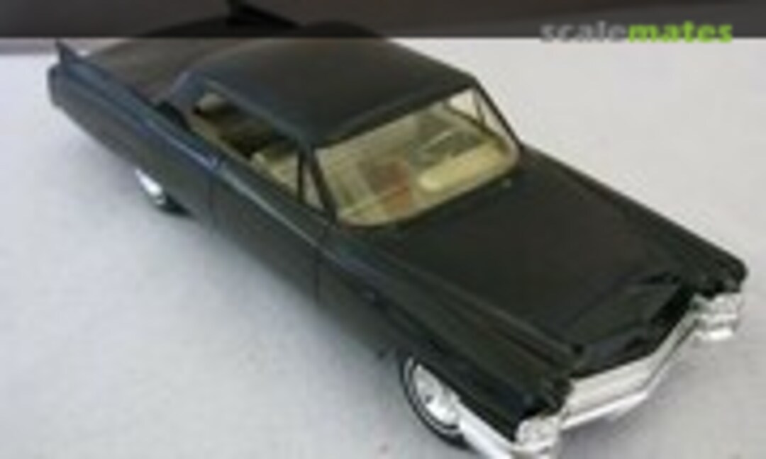 1:25 1963 Cadillac Coupe DeVille (Jo-Han )