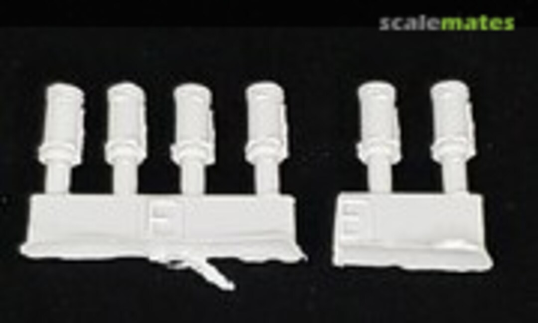 1:35 German Gas Mask Containers (set of 6 — earlier, 25 cm pattern) (Tiger Model Designs 35-5151) 35-5151