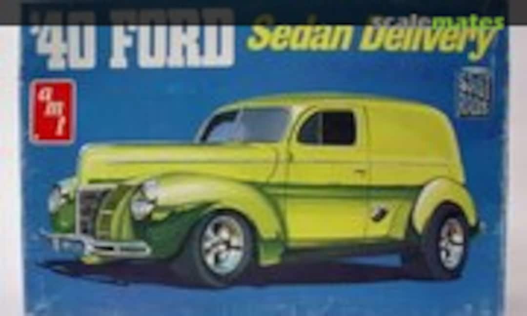 1:25 '40 Ford Sedan Delivery (AMT T149)
