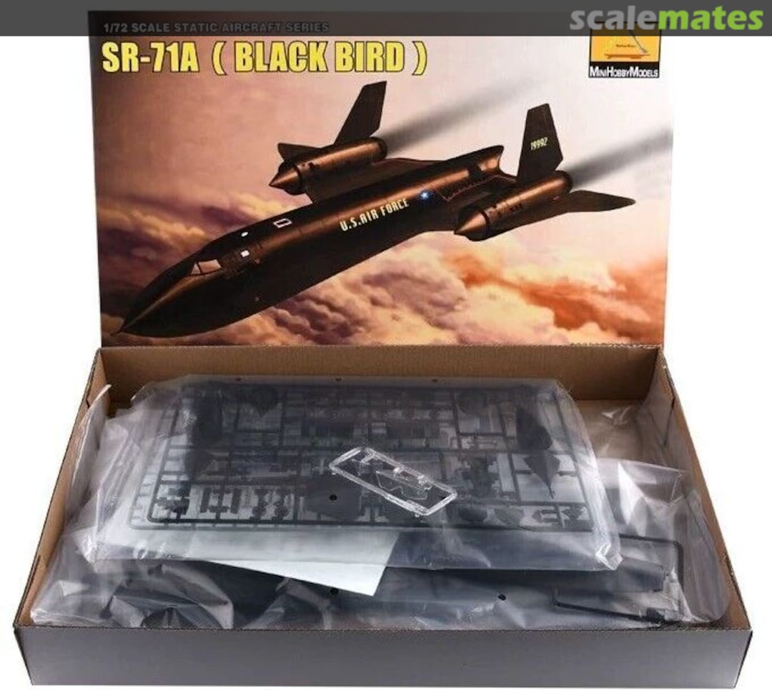 Contents SR-71A (Blackbird) 80201 Mini Hobby Models Contents SR-71A (Blackbird) 80201 Mini Hobby Models
