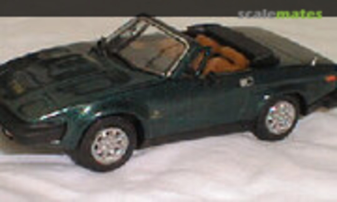 1:43 Triumph TR8 (K&R Replicas KR117) KR117