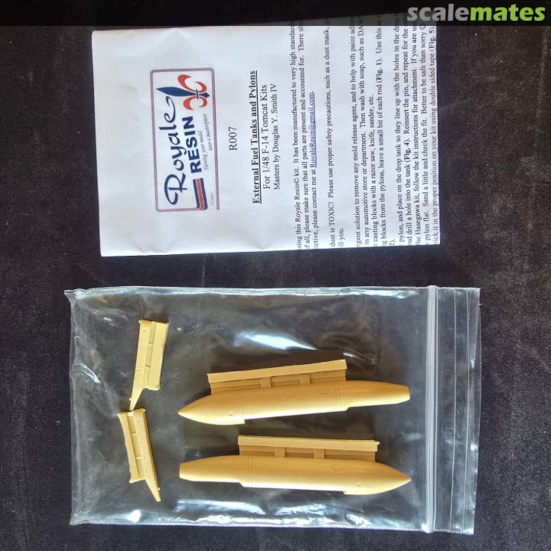 Contents External Fuel Tanks and Pylons R007 Royale Resin Contents External Fuel Tanks and Pylons R007 Royale Resin
