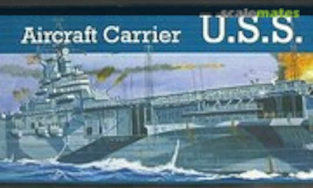 1:720 USS Essex CV-9 (1944) (Revell 05032) 05032